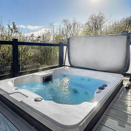 Cheddar Woods Resort And Spa Buitenkant foto