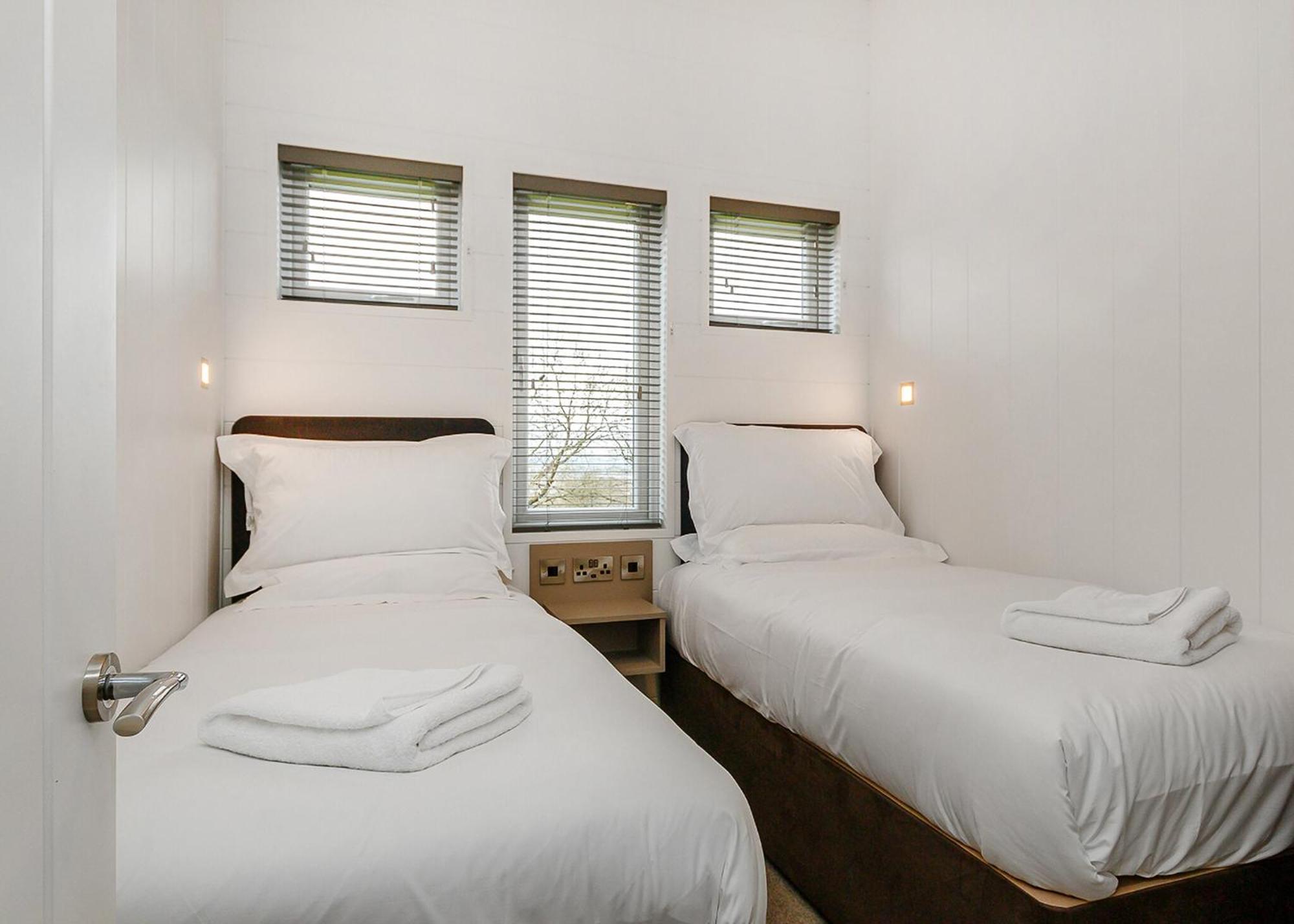 Cheddar Woods Resort And Spa Buitenkant foto