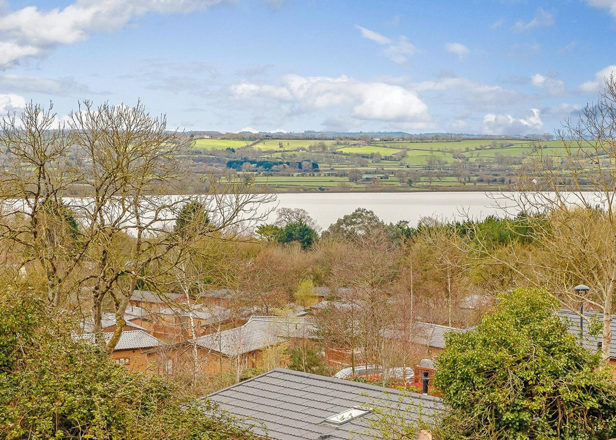 Cheddar Woods Resort And Spa Buitenkant foto
