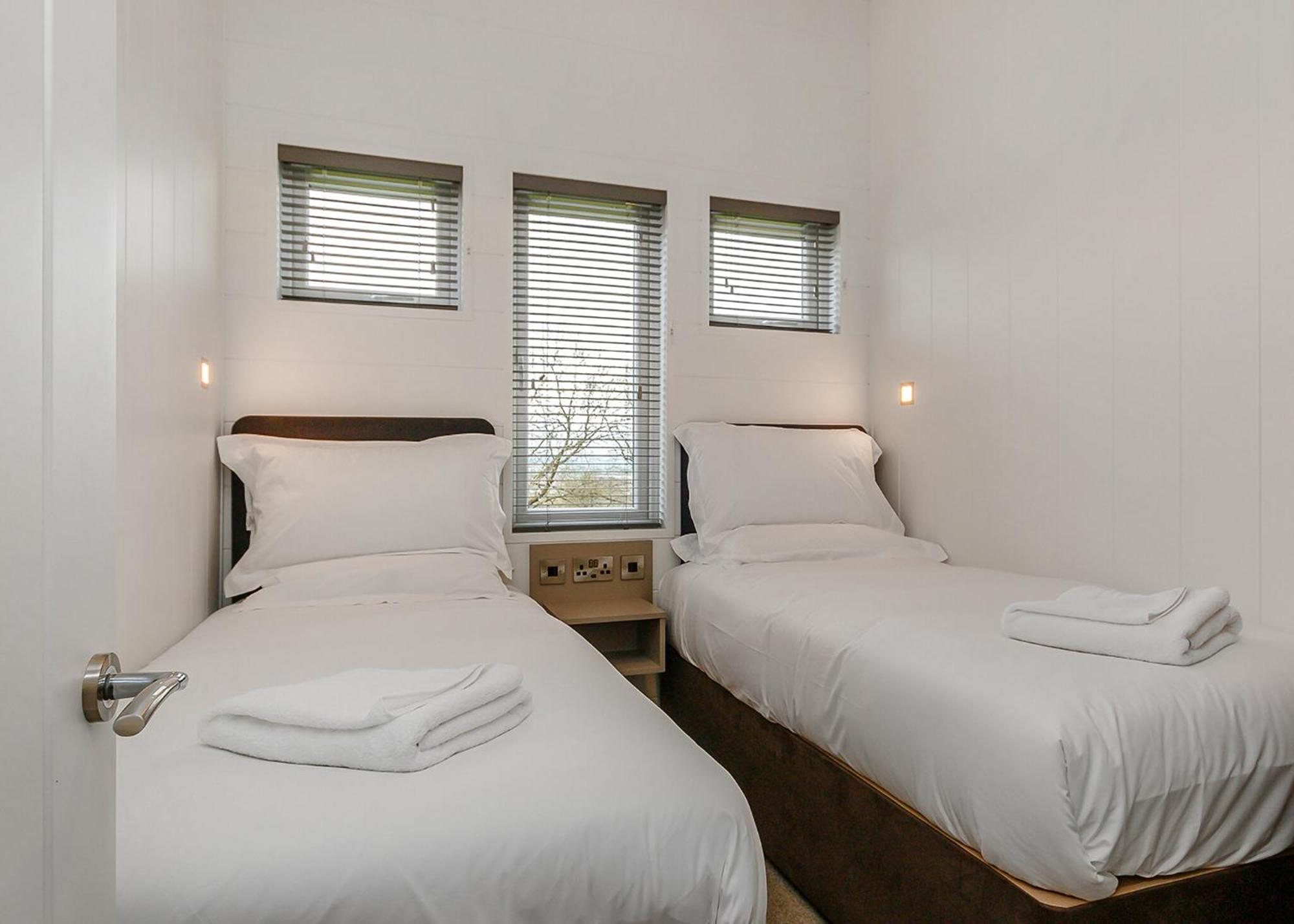 Cheddar Woods Resort And Spa Buitenkant foto