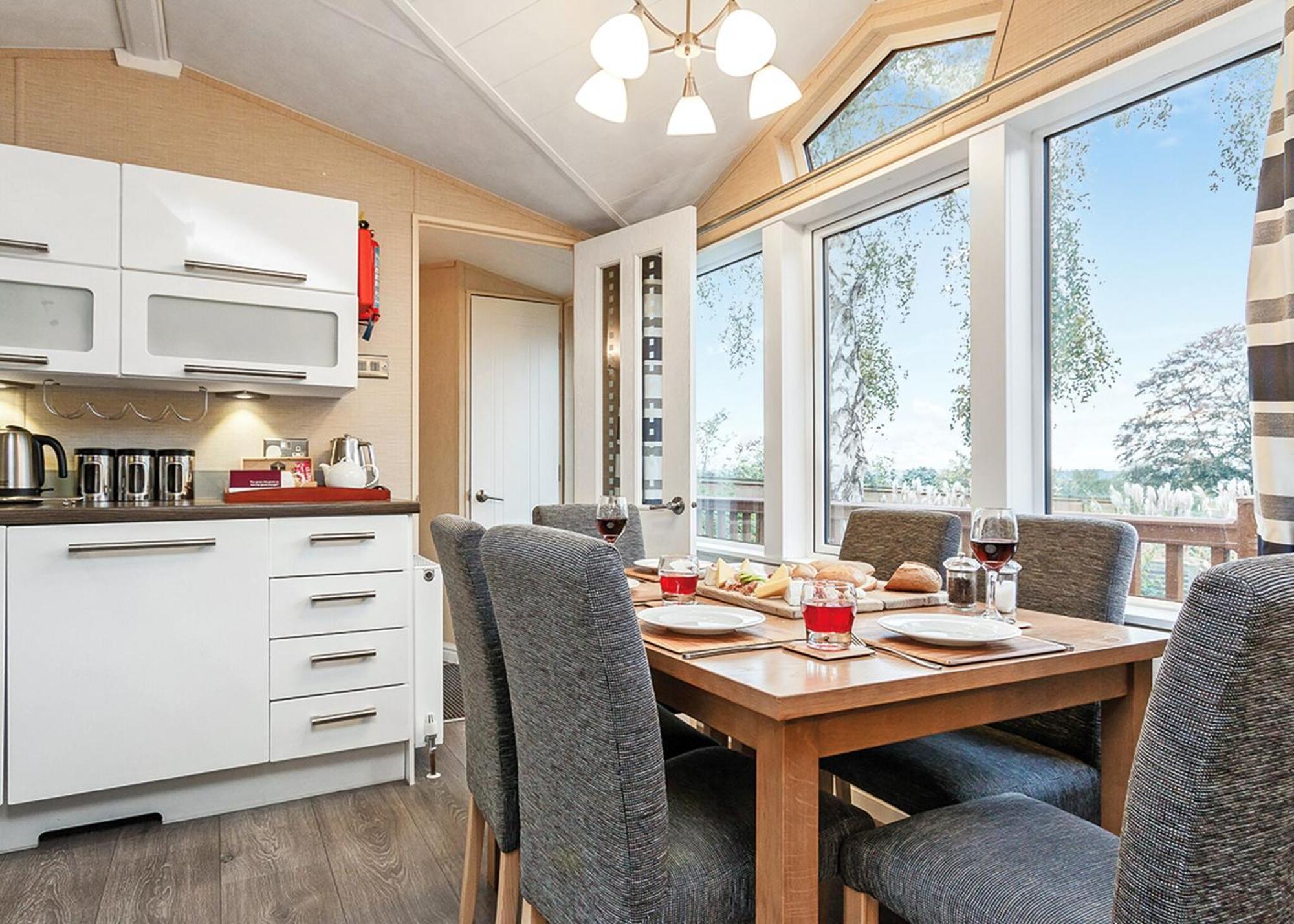 Cheddar Woods Resort And Spa Kamer foto